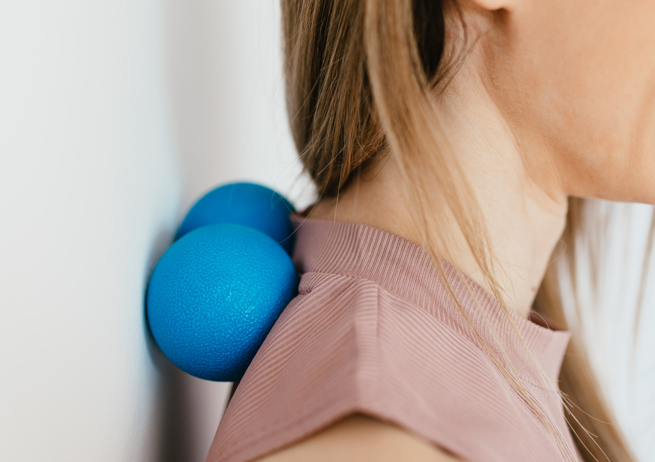 back neck pain ball